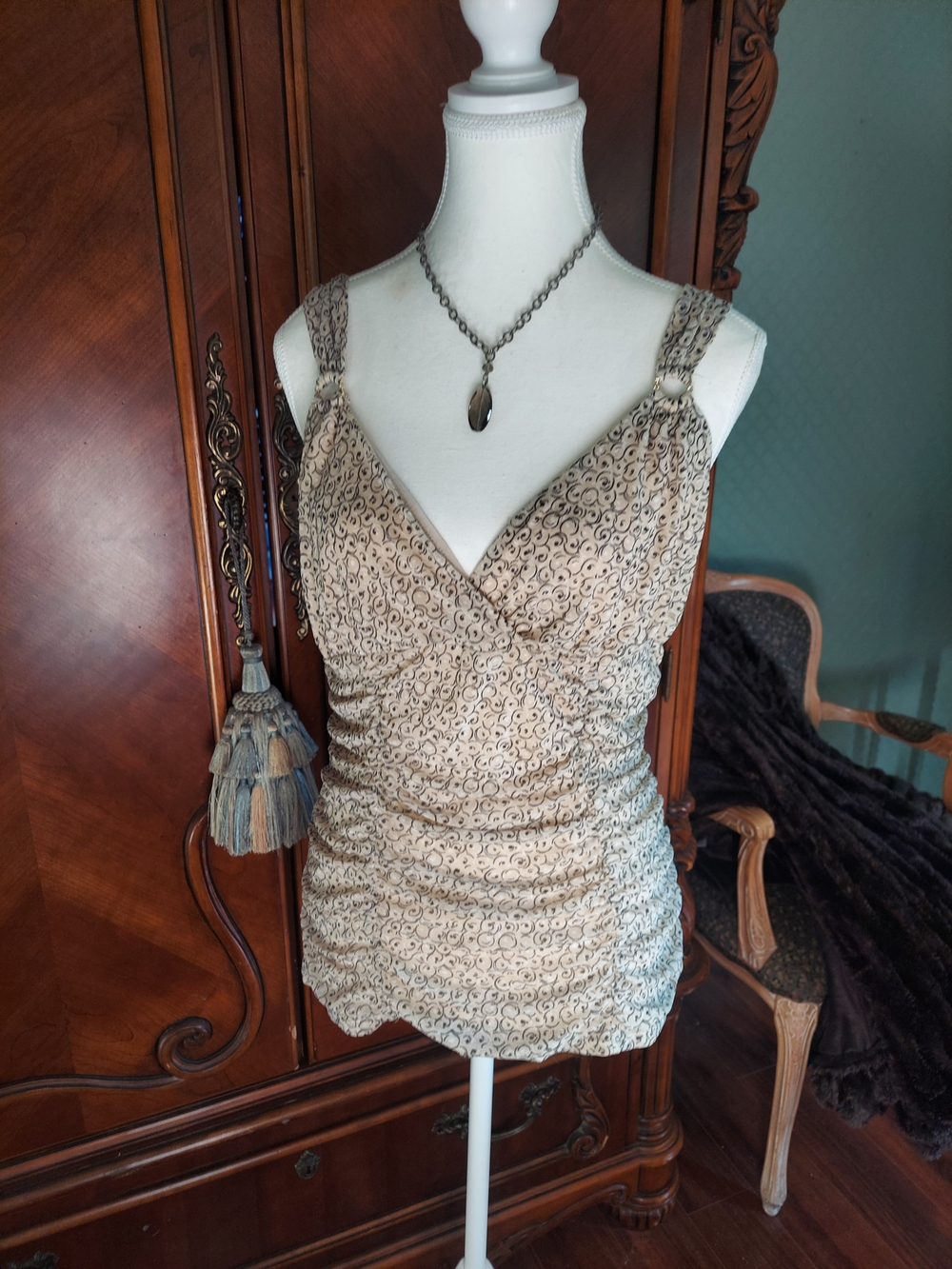 Express Beige Swirl Ruched V-Neck Camisole